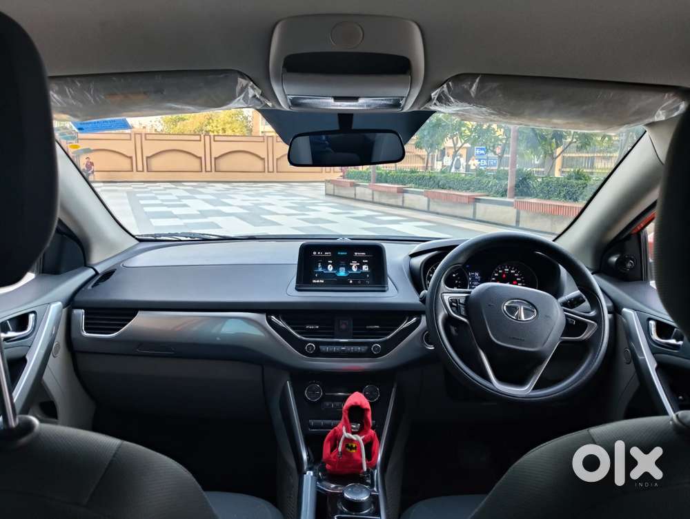 Tata Nexon 1.2 Revotron Xza Plus, 2018, Petrol