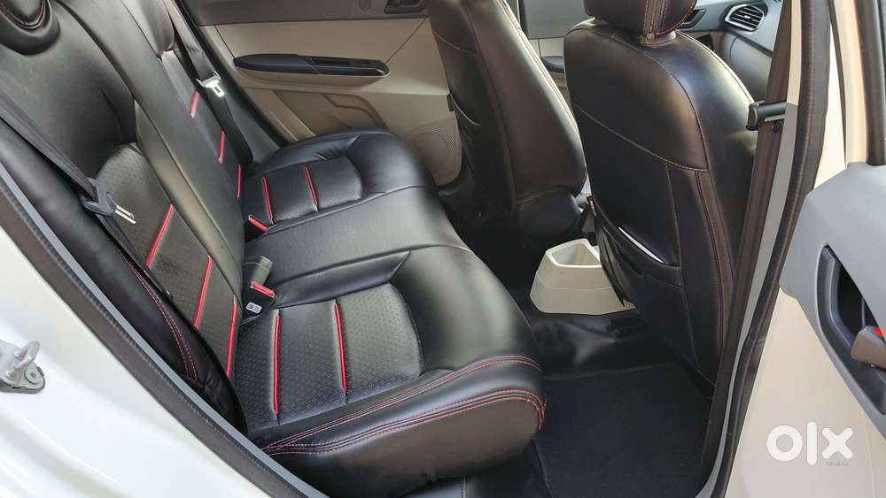 Tata Tiago 1.2 Revotron Xt Option, 2025, Petrol