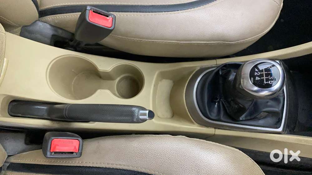 Hyundai Verna Fluidic 1.6 Vtvt Sx, 2015, Petrol