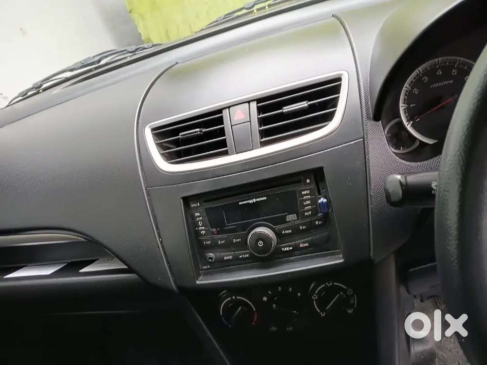 Maruti Suzuki Swift 1.2 2012