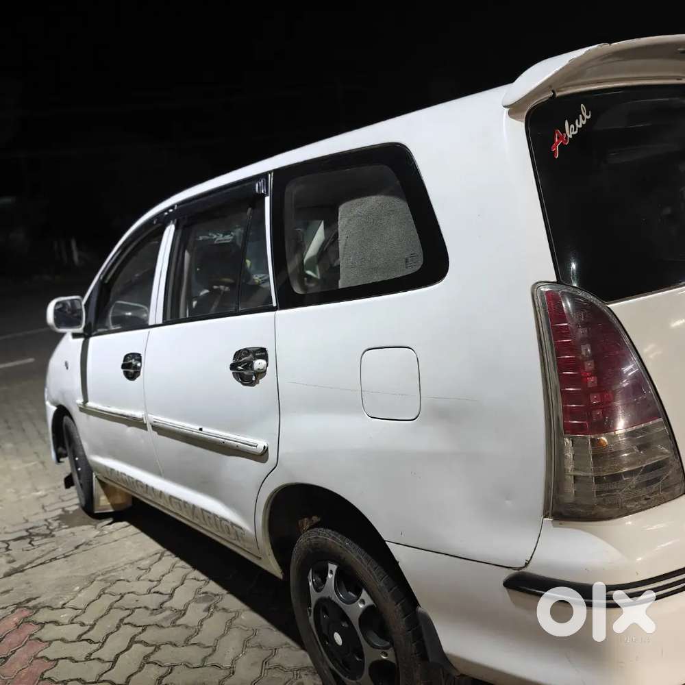 Toyota Innova 2010 Diesel Manual With 360000 Km Driven
