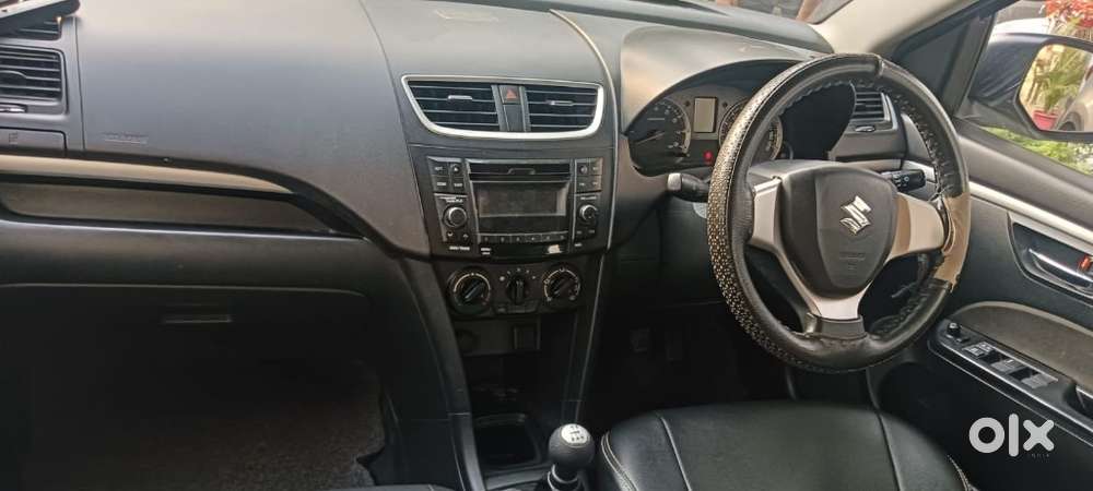 Maruti Suzuki Swift Vxi + Manual, 2017, Petrol