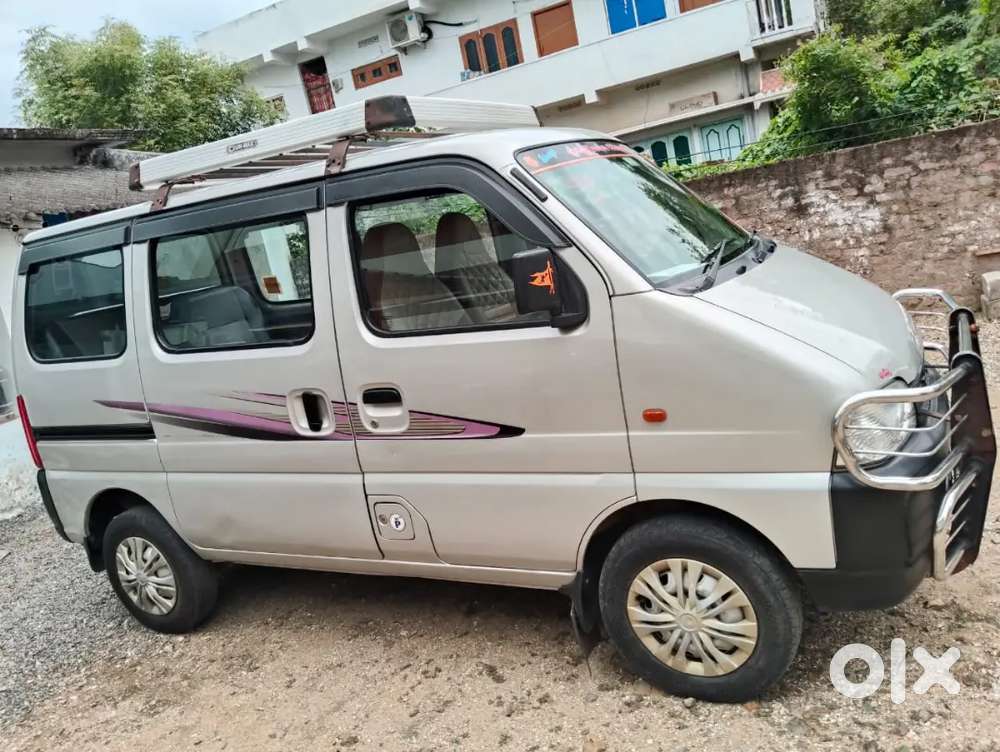 Maruti Suzuki Eeco 2017 Petrol 48000 Km Driven