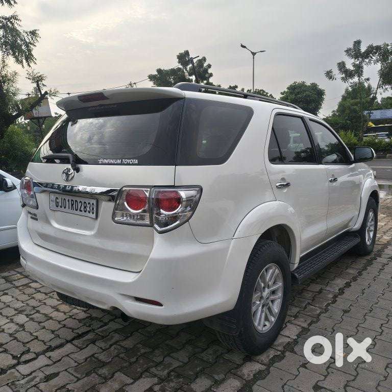 Toyota Fortuner 3.0 4x2 Automatic, 2013, Diesel