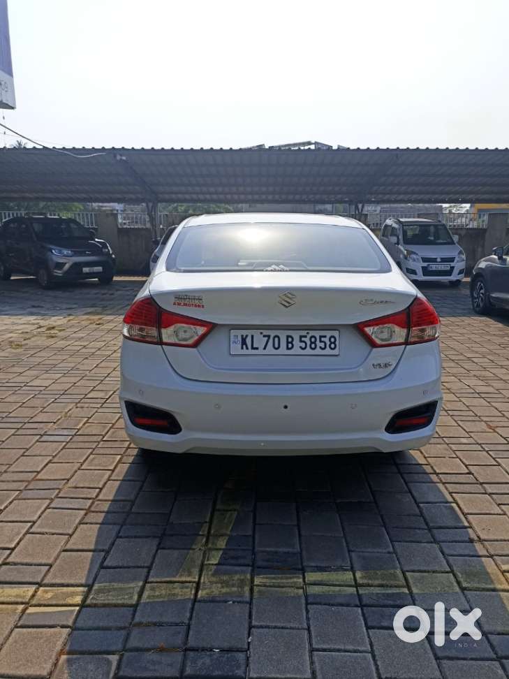 Maruti Suzuki Ciaz 2014-2017 At Vxi Plus, 2016, Petrol