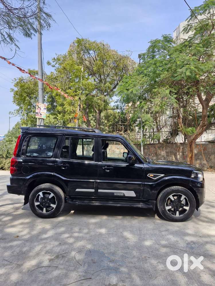 Mahindra Scorpio Classic 2.2 S 11 Mt 7 Cc, 2023, Diesel