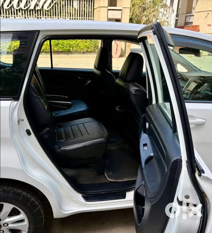 Toyota Innova Crysta 2.4 G Mt 7 Str, 2018, Diesel