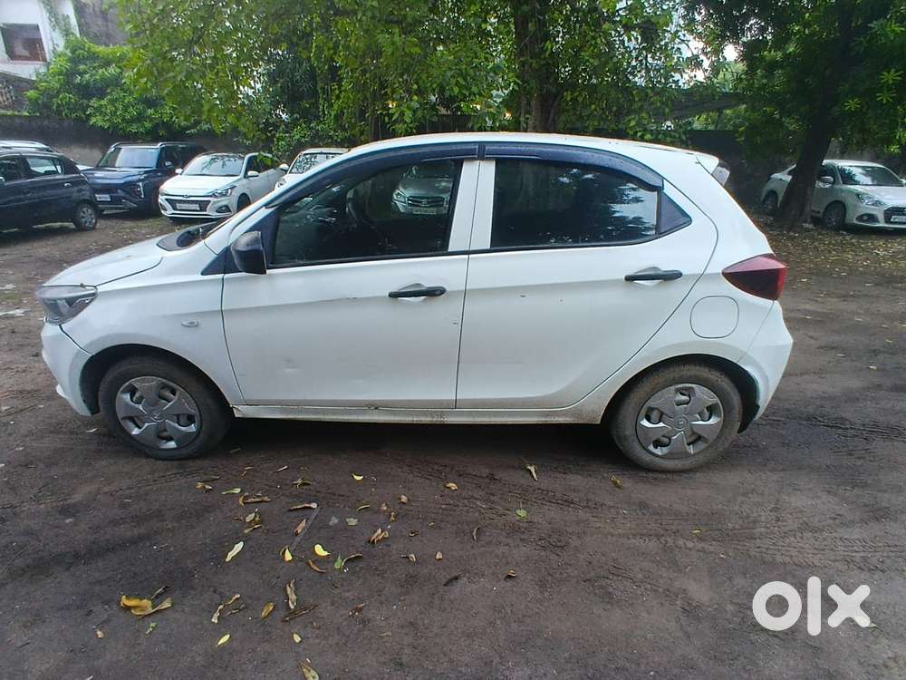 Tata Tiago 1.05 Revotorq Xe, 2022, Petrol