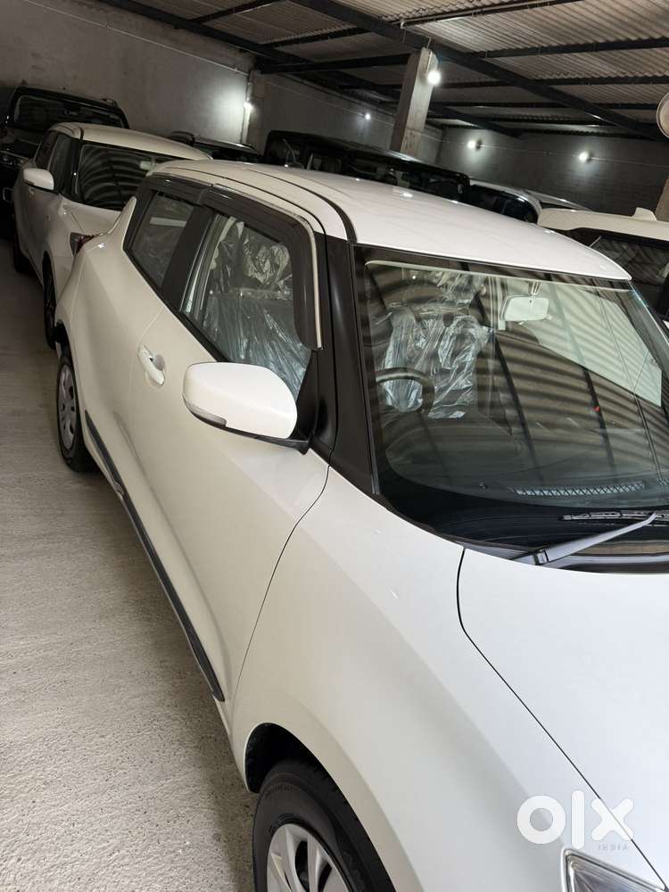 Maruti Suzuki Swift Vxi Optional, 2024, Petrol