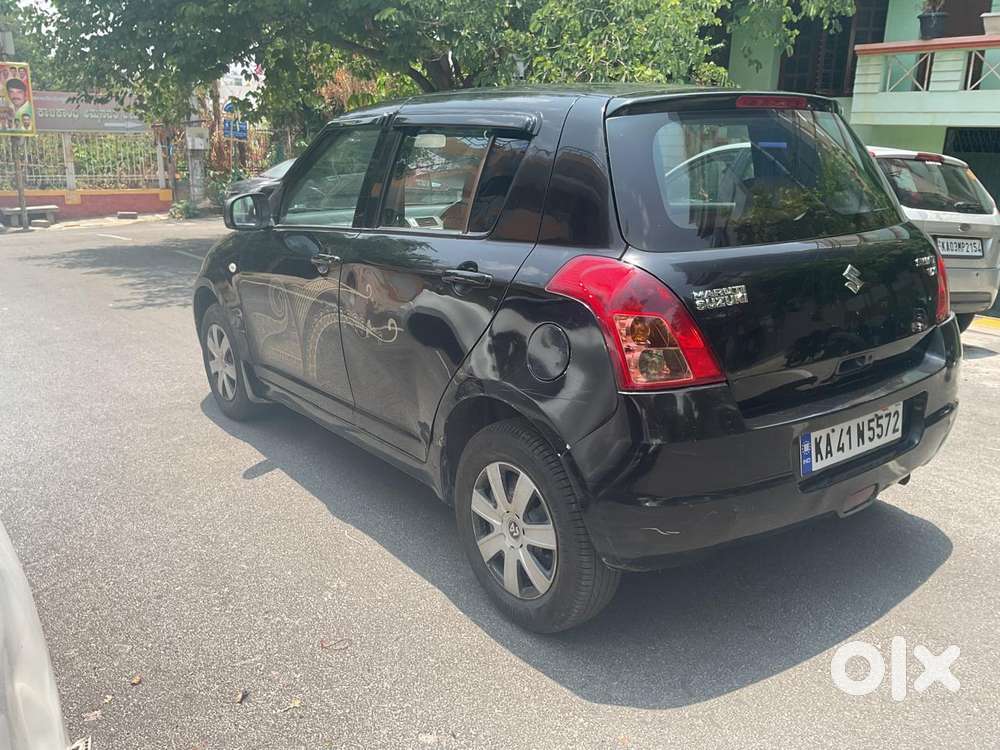 Maruti Suzuki Swift Vxi + Manual, 2010, Petrol