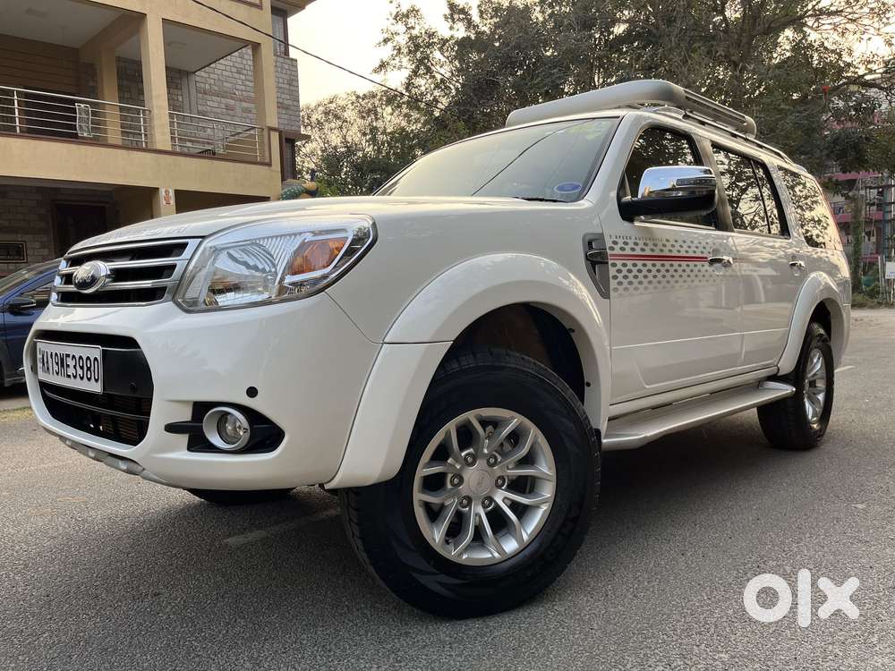 Ford Endeavour 3.2 Titanium At 4x4, 2014, Diesel