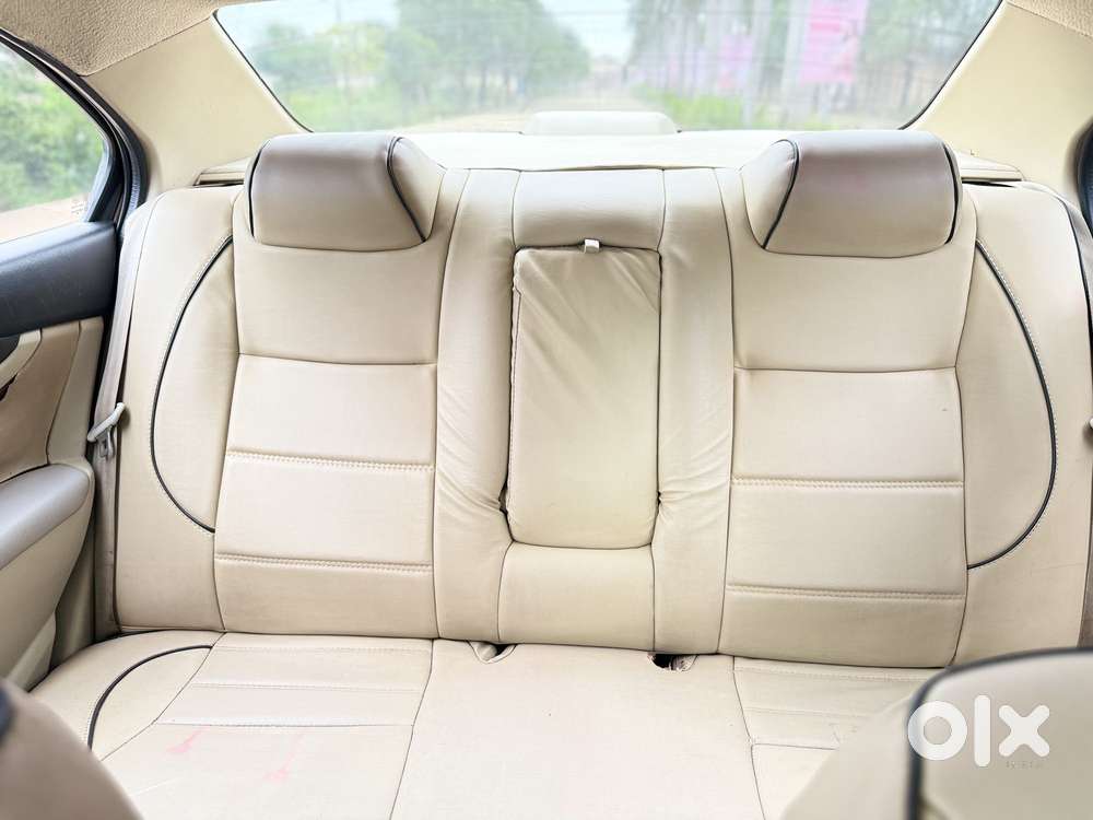 Maruti Suzuki Ciaz Vxi(o), 2015, Petrol