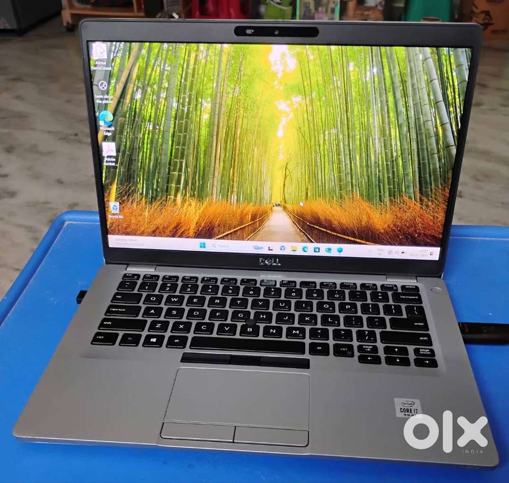 Dell i7 10th Gen(CUSTOMS LAPTOP)8 gb Ram,256 gb SSD NVMe,NOT A DEALER