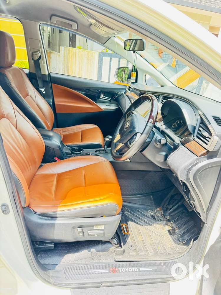 Toyota Innova Crysta 2017