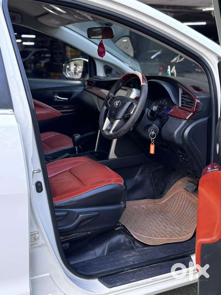 Toyota Innova Crysta