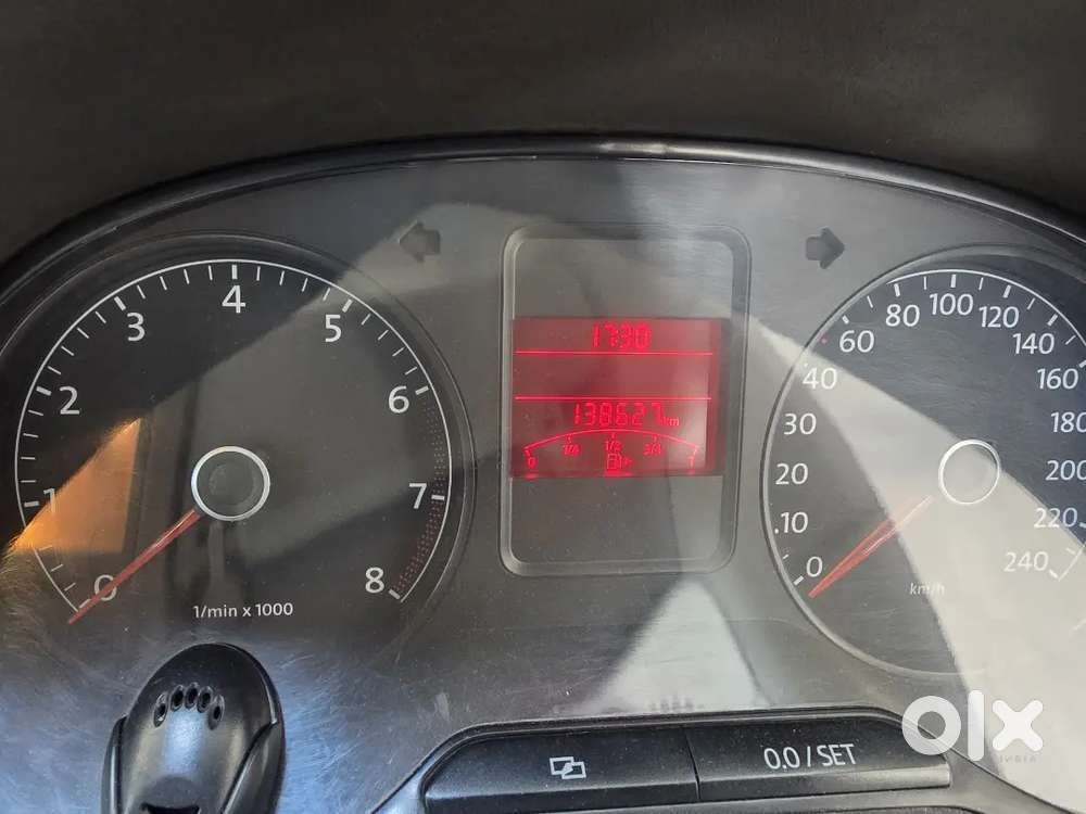 Volkswagen Vento Highline 2012