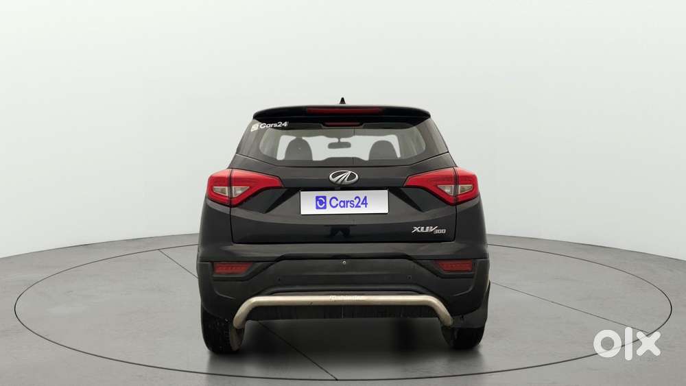 Mahindra Xuv300 W4, 2021, Petrol