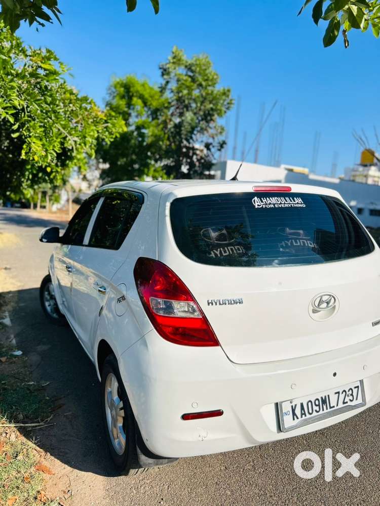 Hyundai I20 2010 Petrol Well Maintained