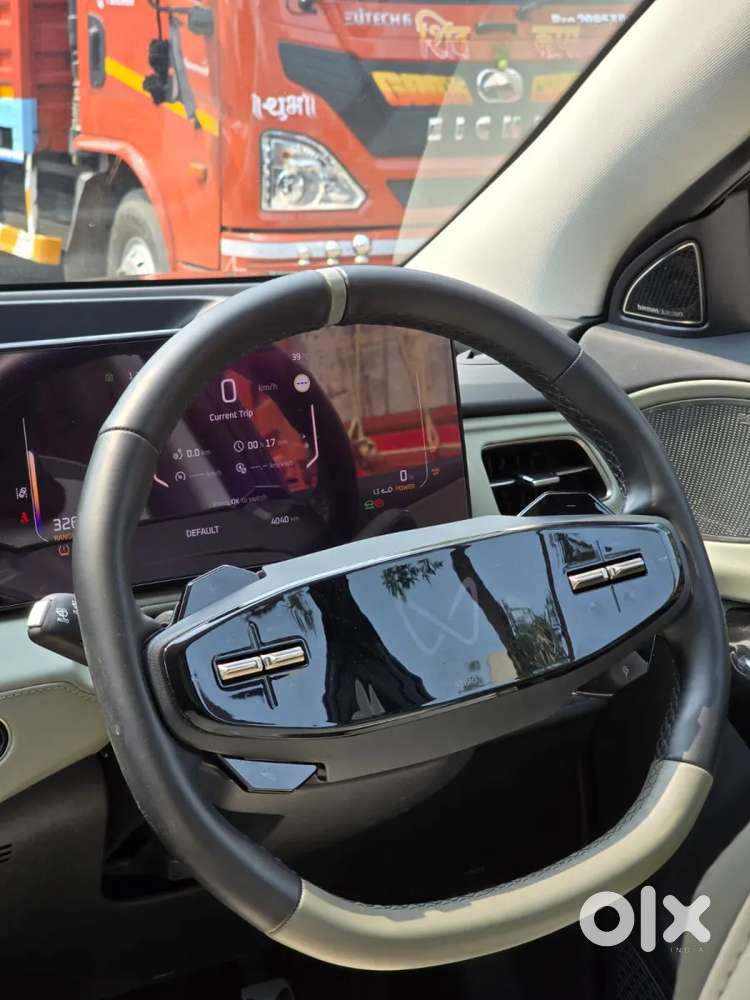 Mahindra Xev 9e Three B79 Kwh, 2026, Electric