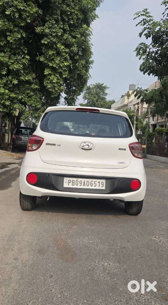 Hyundai Grand I10 1.2 Crdi Sportz, 2017, Diesel