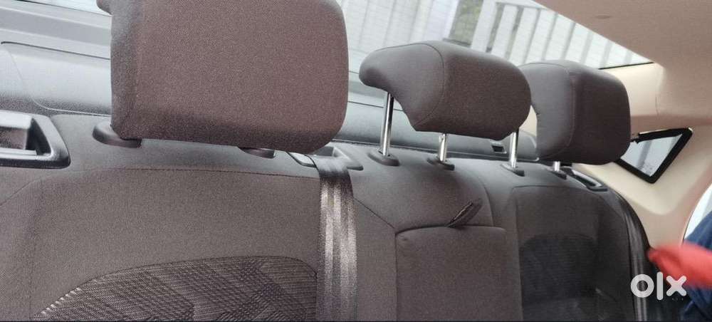 Skoda Slavia 1.0 Mt Ambition (2022)