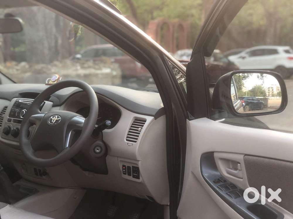 Toyota Innova 2.5 Gx 7 Seater Limited Edition, 2015, Diesel