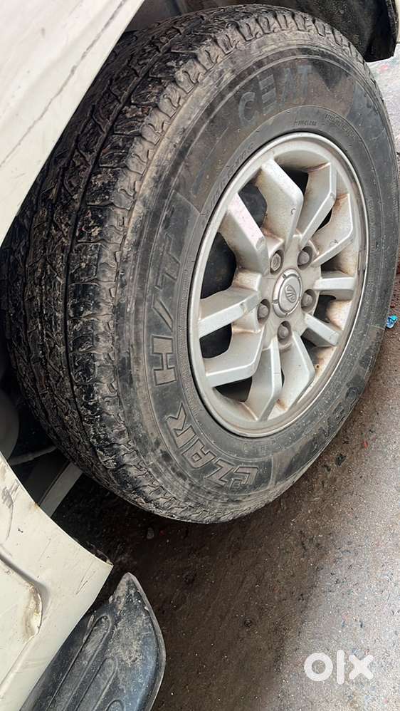 Mahindra Tuv 300 2017/2018 Diesel 130000 Km Driven