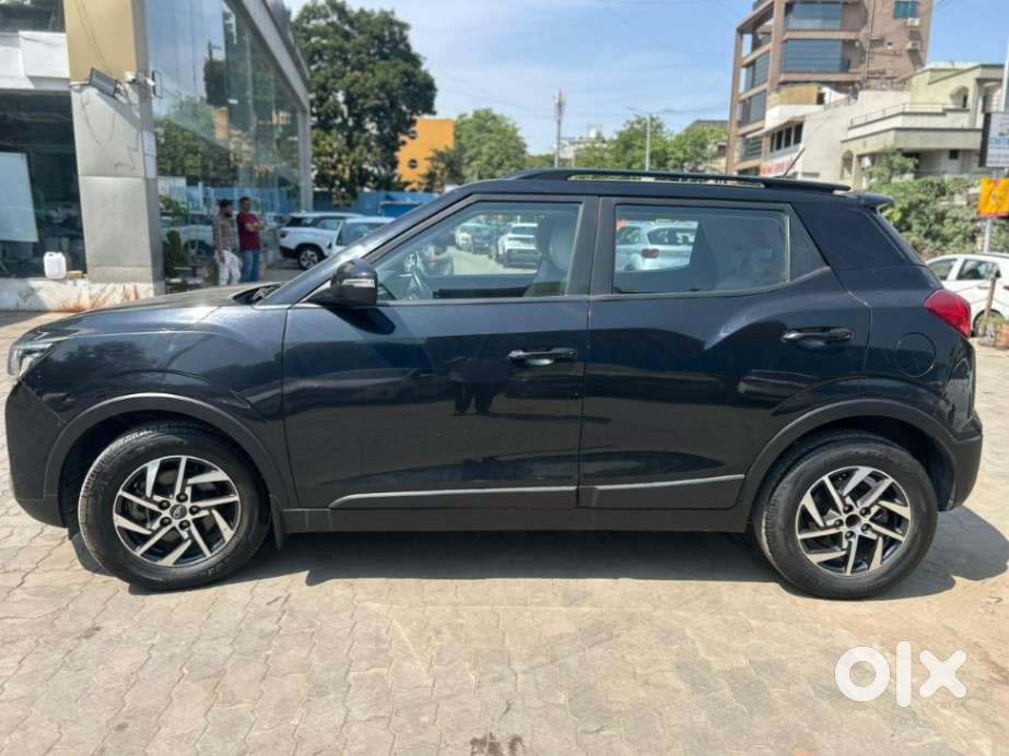 Mahindra Xuv300 W8, 2021, Petrol