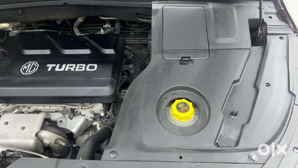 Mg Hector Plus 1.5 Hybrid Sharp Turbo 6 Str, 2022, Cng & Hybrids