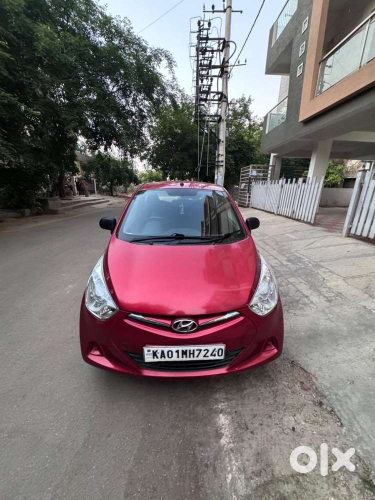 Hyundai With Petrol 2012