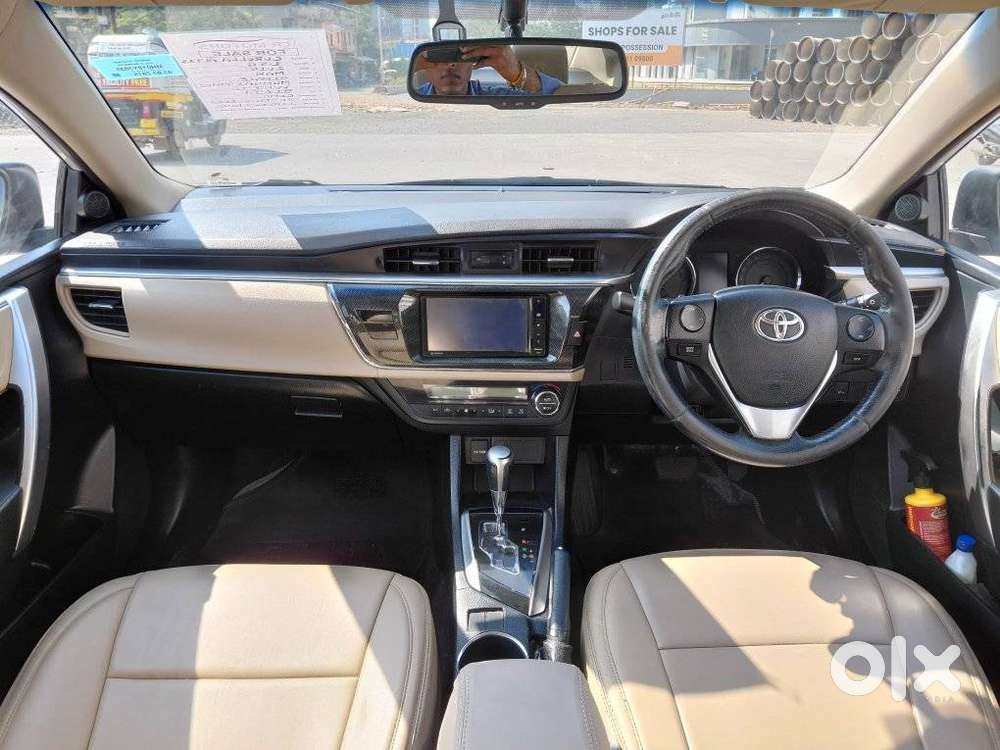 Toyota Corolla Altis [2014-2017] 1.8 G Cvt, 2015, Petrol