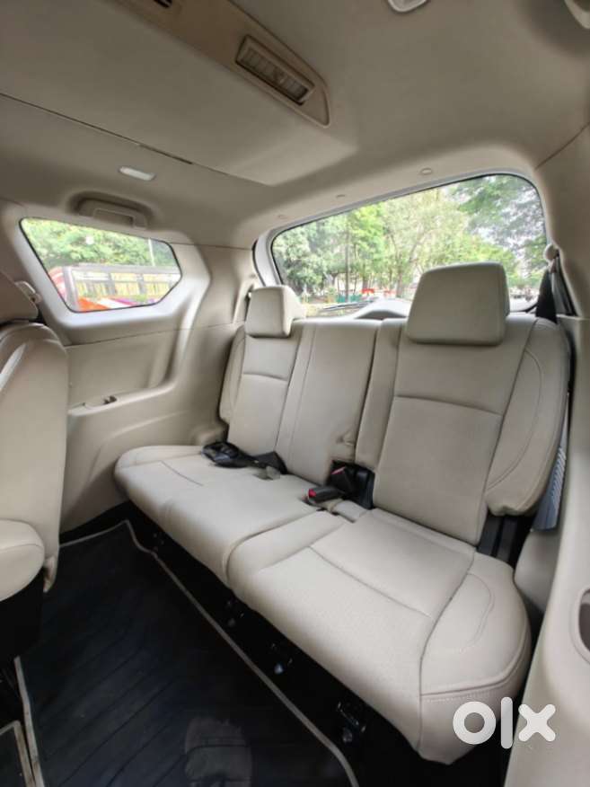 Mahindra Marazzo M8, 2019, Diesel