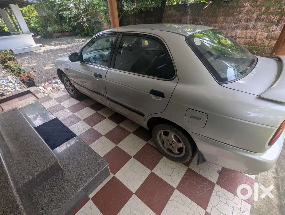 Maruti Baleno 1.6  2005