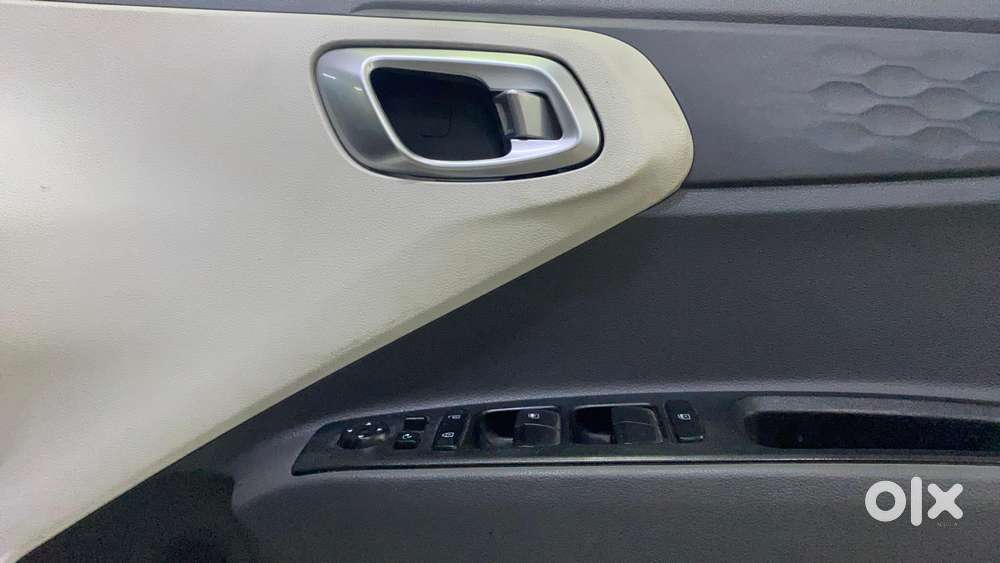 Hyundai Aura Sx (o) Manual, 2020, Petrol