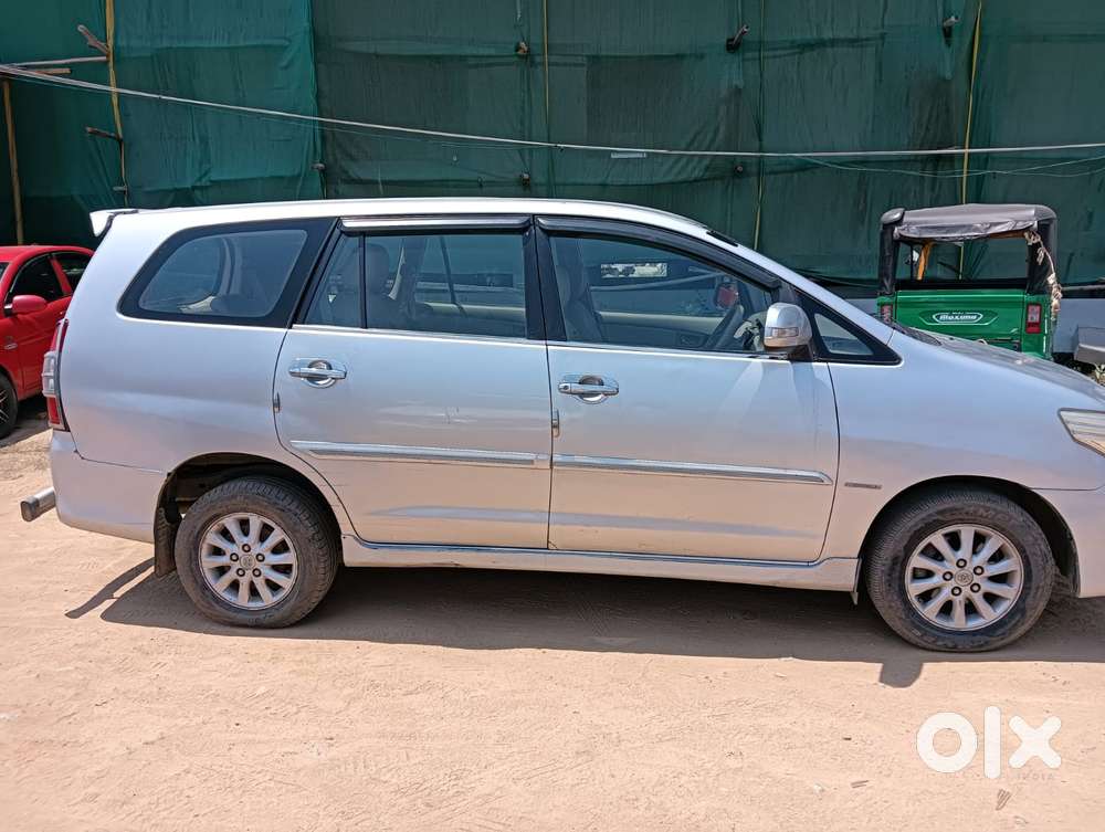 Toyota Innova 2.5 V 7 Str, 2012, Diesel