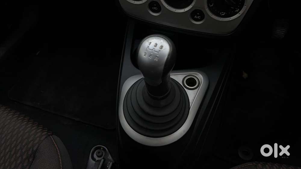 Ford Figo 2010-2012 Petrol Zxi, 2011, Petrol