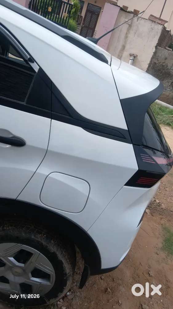 Tata Nexon Creative Plus 2025 Petrol Manual