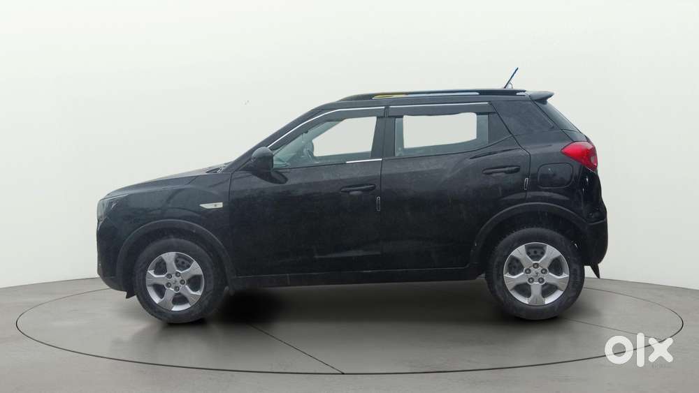 Mahindra Xuv300 W6, 2023, Petrol