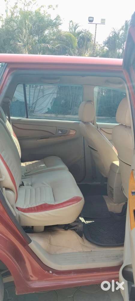 Toyota Innova 2004-2011 2.5 G (diesel) 8 Seater Bs Iv, 2009, Diesel