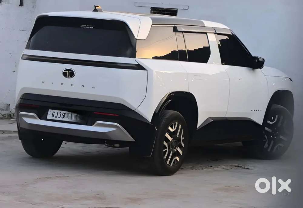 Tata Sierra Std 2026 Petrol