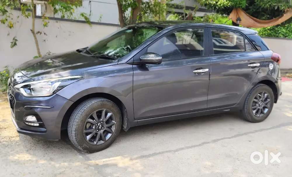 Hyundai I20 Sportz Plus, Fully Showroom Maintained ( Till Date )
