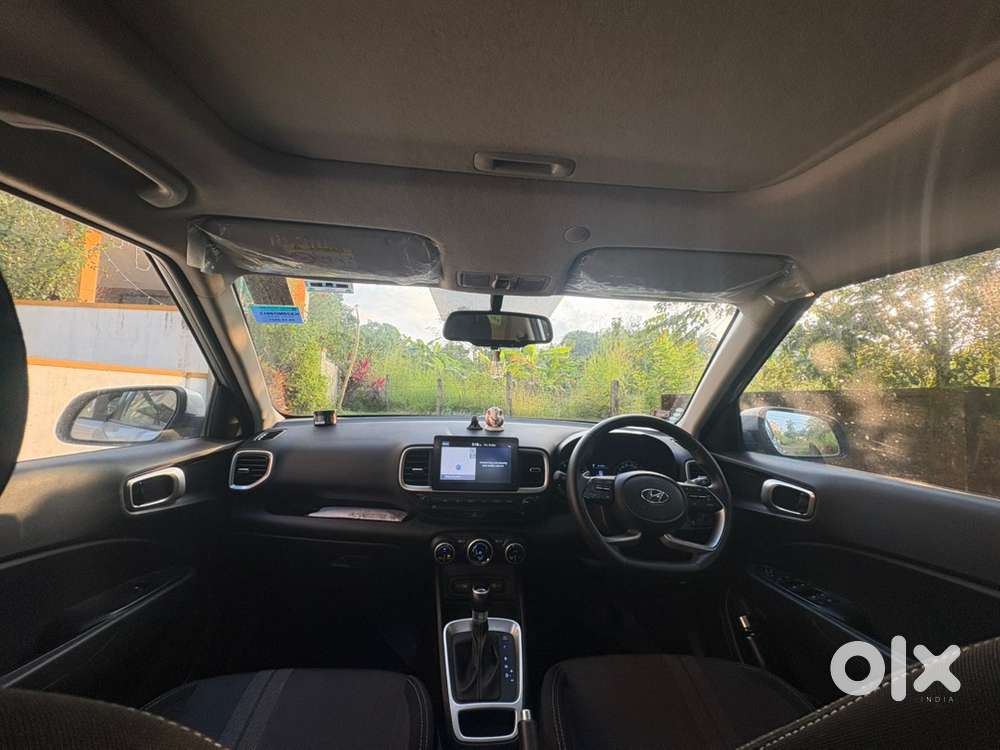 Hyundai Venue 2021 Petrol Well Maintained
