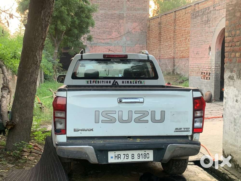 Isuzu Dmax Vcross High 4*4