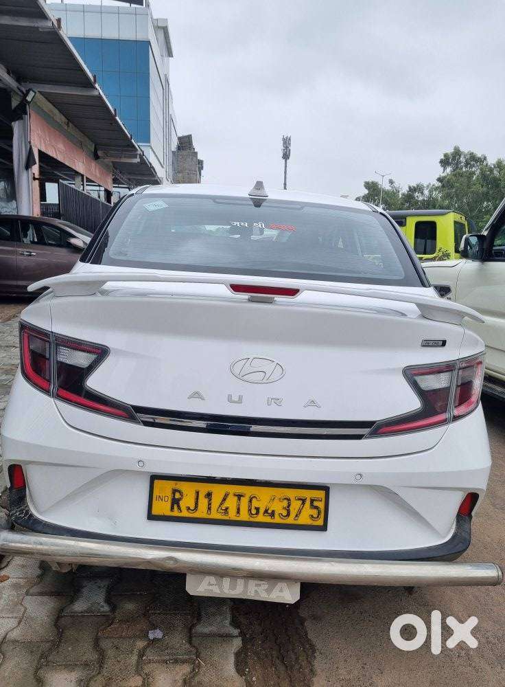 Hyundai Aura 1.2 Sx Cng, 2025, Cng & Hybrids