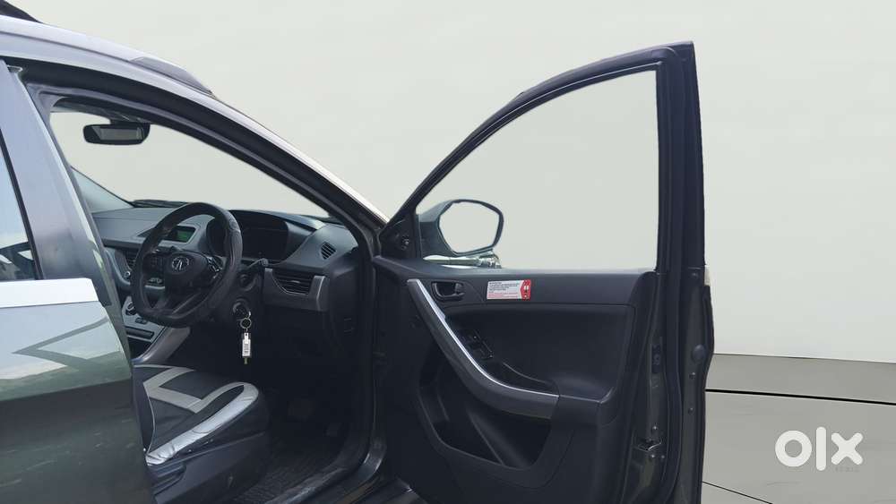 Tata Nexon 1.5 Revotorq Xma Amt (s), 2022, Diesel
