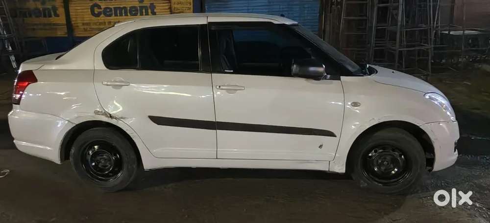 Maruti Suzuki Dzire 2011 Diesel 82000 Km Driven