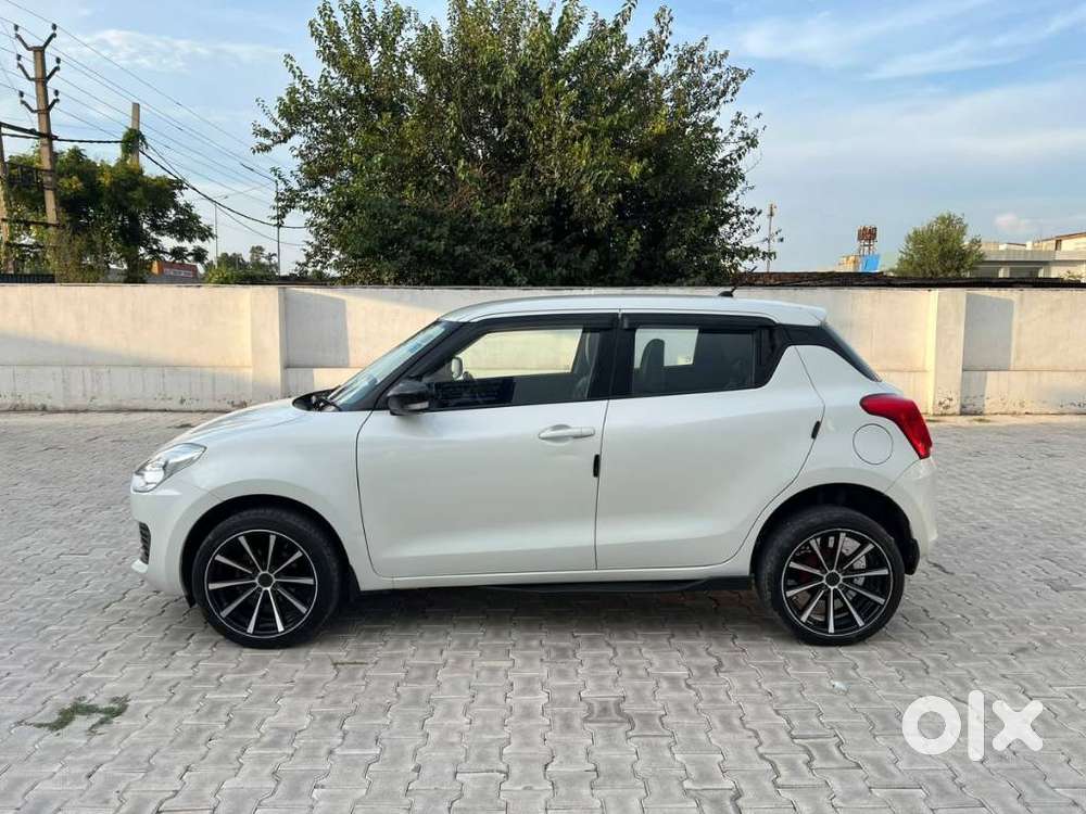 Maruti Suzuki Swift Vxi Ags, 2023, Petrol