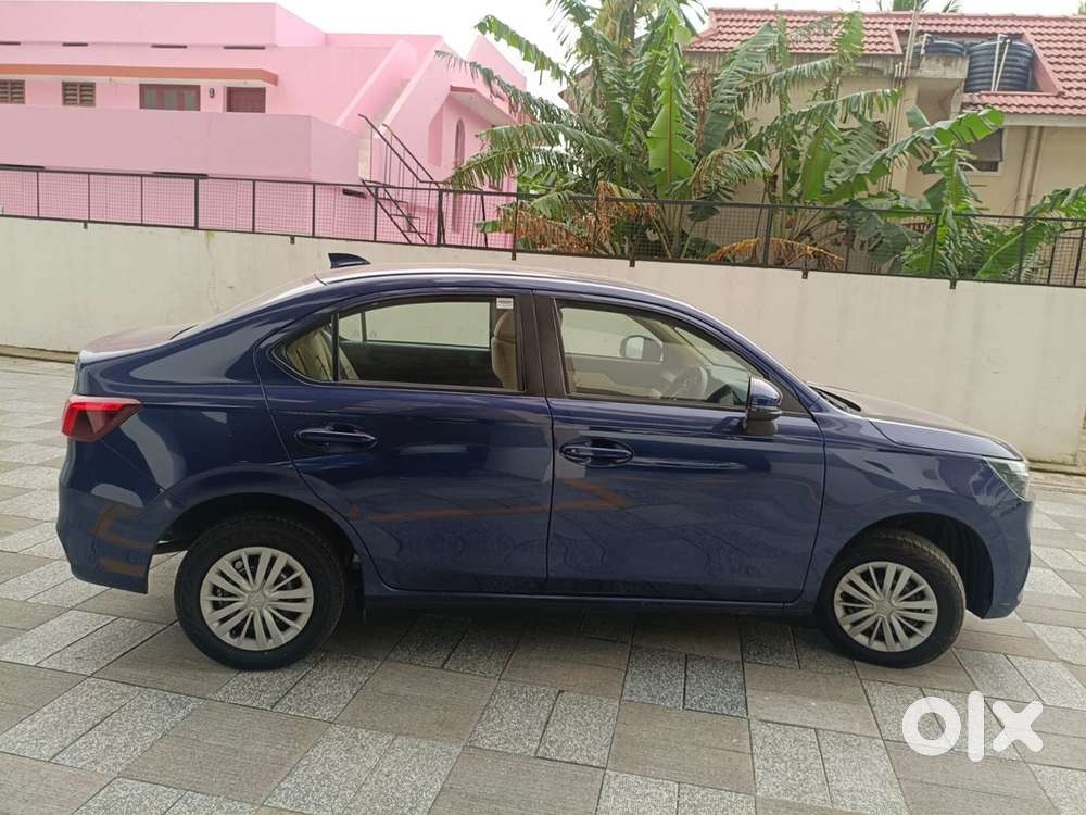Honda Amaze V 1.2 Petrol Manual 2025 Model And Well Maintained.