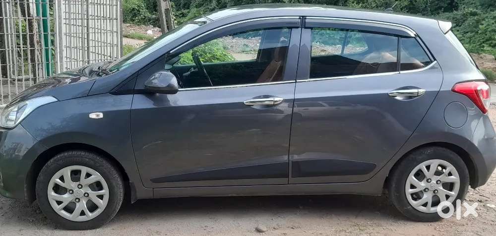 Hyundai Grand I10 2017 Car