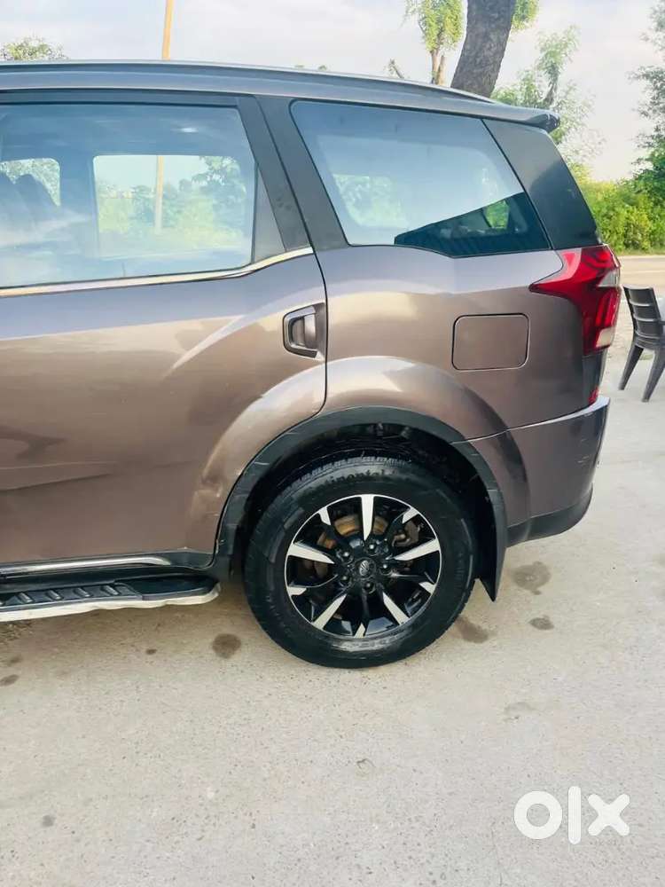 Xuv 500 Awd W11 Urgent To Sell